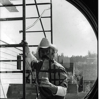 Dan Wilson with Round Window, Nicholas Wilson photographer